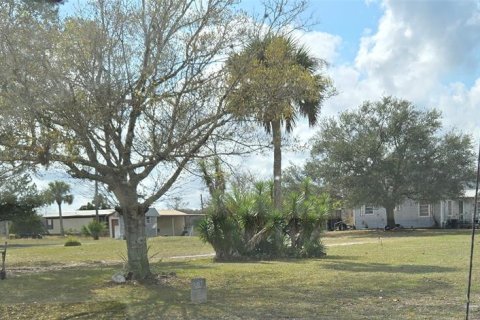 House in Okeechobee, Florida 3 bedrooms, 166.48 sq.m. № 1509339 - photo 3
