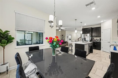 Villa ou maison à vendre à Davenport, Floride: 6 chambres, 356.09 m2 № 2434490 - photo 10