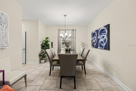 Villa ou maison à vendre à Davenport, Floride: 6 chambres, 356.09 m2 № 2434490 - photo 6