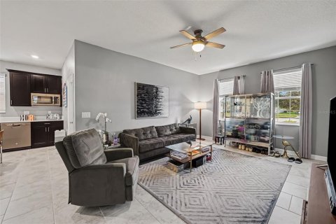 Villa ou maison à vendre à Davenport, Floride: 6 chambres, 356.09 m2 № 2434490 - photo 3