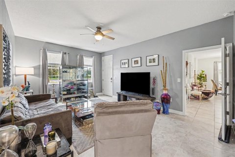Villa ou maison à vendre à Davenport, Floride: 6 chambres, 356.09 m2 № 2434490 - photo 13