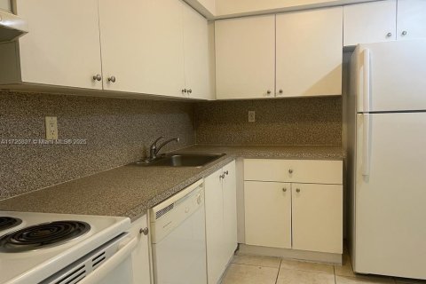 Copropriété à vendre à North Miami, Floride: 1 chambre, 62.52 m2 № 1961911 - photo 20