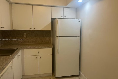 Copropriété à vendre à North Miami, Floride: 1 chambre, 62.52 m2 № 1961911 - photo 19
