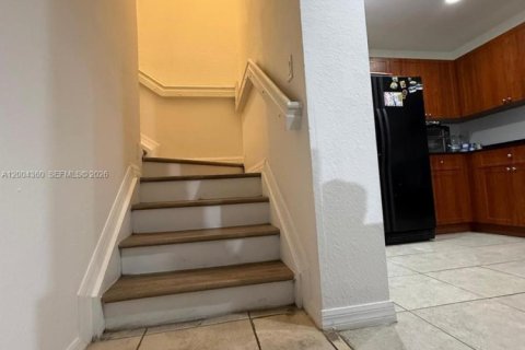 Condo in Doral, Florida, 3 bedrooms  № 2068462 - photo 11