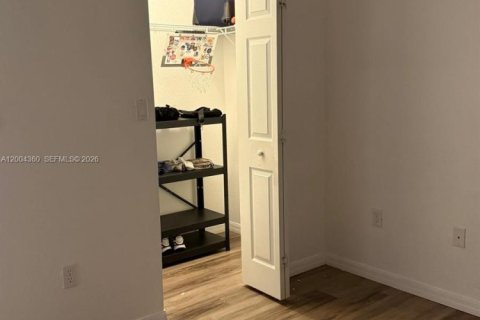 Condo in Doral, Florida, 3 bedrooms  № 2068462 - photo 15