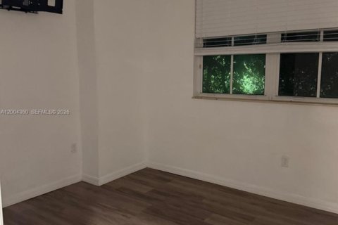 Condo in Doral, Florida, 3 bedrooms  № 2068462 - photo 14