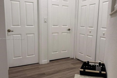 Condo in Doral, Florida, 3 bedrooms  № 2068462 - photo 13