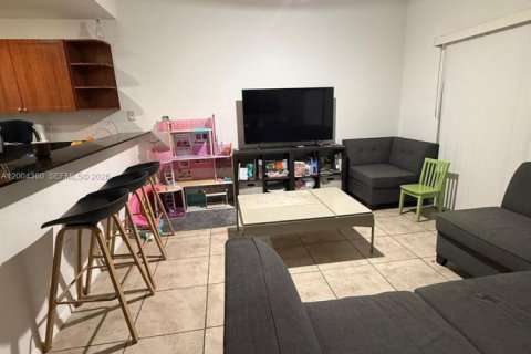 Condo in Doral, Florida, 3 bedrooms  № 2068462 - photo 5