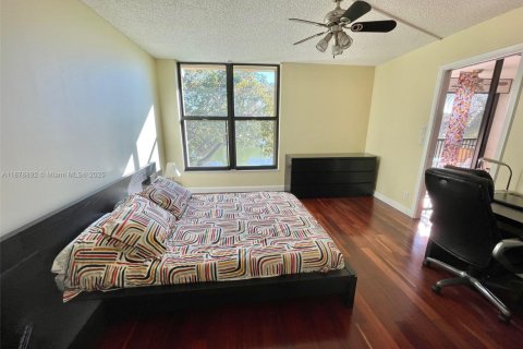 Купить кондоминиум в Маргит, Флорида 2 спальни, 91.97м2, № 1982180 - фото 22