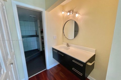 Купить кондоминиум в Маргит, Флорида 2 спальни, 91.97м2, № 1982180 - фото 23