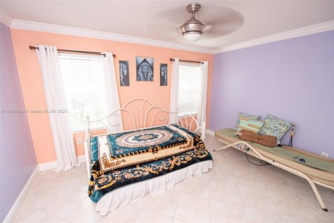 Villa ou maison à vendre à Pembroke Pines, Floride: 3 chambres, 121.52 m2 № 1951107 - photo 12
