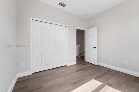 House in Tamarac, Florida 4 bedrooms, 172.98 sq.m. № 2185809 - photo 18