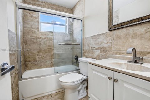 Copropriété à vendre à North Miami, Floride: 1 chambre, 52.03 m2 № 1957130 - photo 17