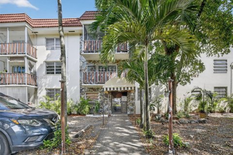 Copropriété à vendre à North Miami, Floride: 1 chambre, 52.03 m2 № 1957130 - photo 3