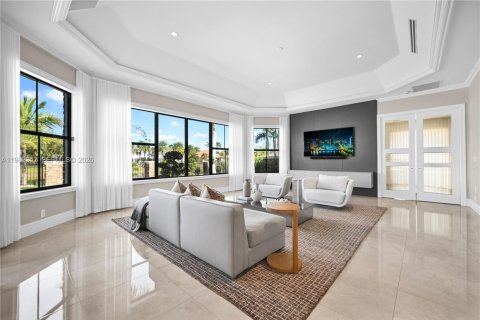 Купить виллу или дом в Уэстон, Флорида 5 спален, 728.45м2, № 2049198 - фото 21