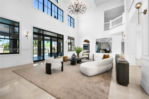Купить виллу или дом в Уэстон, Флорида 5 спален, 728.45м2, № 2049198 - фото 19