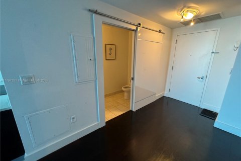 Condominio en venta en Miami, Florida, 2 dormitorios, 128.3 m2 № 1942540 - foto 20