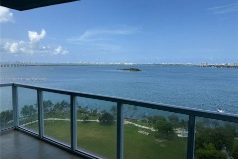 Condominio en venta en Miami, Florida, 2 dormitorios, 128.3 m2 № 1942540 - foto 3