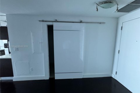 Condominio en venta en Miami, Florida, 2 dormitorios, 128.3 m2 № 1942540 - foto 22