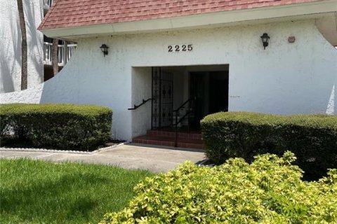 Condo in Orlando, Florida, 2 bedrooms  № 2206235