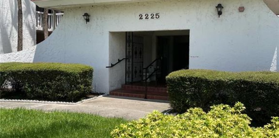 Condo in Orlando, Florida, 2 bedrooms  № 2206235