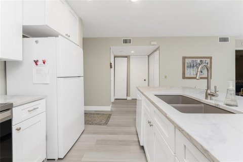 Condominio en venta en Englewood, Florida, 2 dormitorios, 86.68 m2 № 2101362 - foto 7