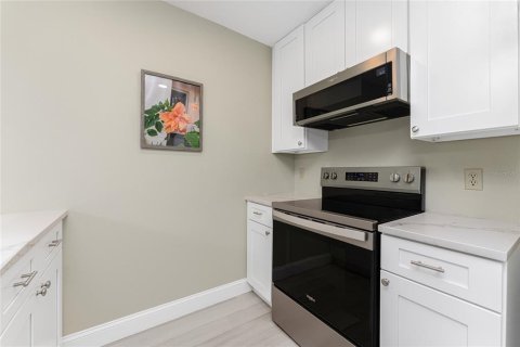 Condominio en venta en Englewood, Florida, 2 dormitorios, 86.68 m2 № 2101362 - foto 6