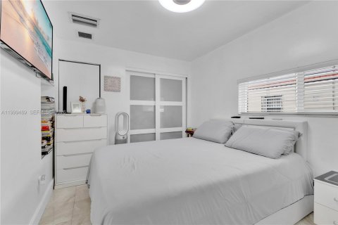 Купить виллу или дом в Майами, Флорида 4 спальни, 145.67м2, № 2064674 - фото 10