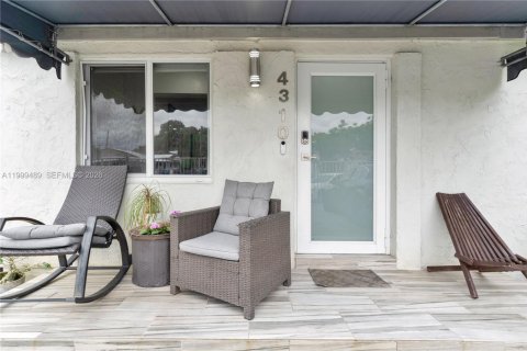 Купить виллу или дом в Майами, Флорида 4 спальни, 145.67м2, № 2064674 - фото 3