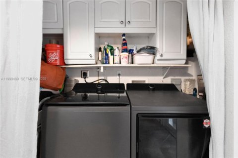 Купить виллу или дом в Майами, Флорида 4 спальни, 145.67м2, № 2064674 - фото 16