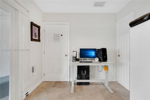 Купить виллу или дом в Майами, Флорида 4 спальни, 145.67м2, № 2064674 - фото 15