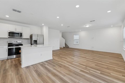 House in Riverview, Florida 5 bedrooms, 241.27 sq.m. № 2259116 - photo 6