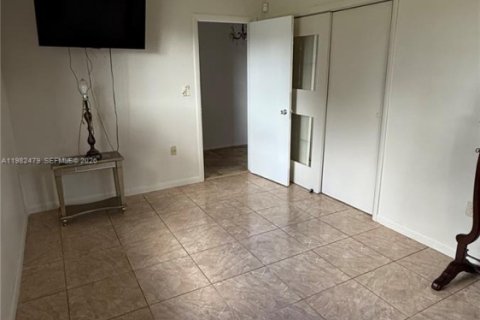 Propiedad comercial en alquiler en Miramar, Florida, 1 dormitorio, 113.71 m2 № 2047107 - foto 10