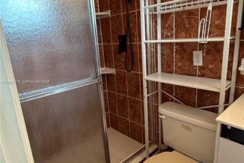 Propiedad comercial en alquiler en Miramar, Florida, 1 dormitorio, 113.71 m2 № 2047107 - foto 2