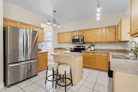 Casa en venta en Orlando, Florida, 3 dormitorios, 200.39 m2 № 1907690 - foto 11