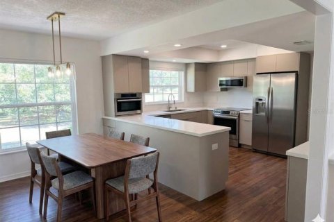 Casa en venta en Apopka, Florida, 3 dormitorios, 234.11 m2 № 2220693 - foto 5