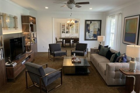 Casa en venta en Apopka, Florida, 3 dormitorios, 234.11 m2 № 2220693 - foto 2