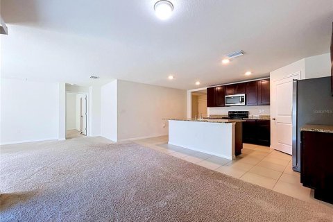 Villa ou maison à vendre à Zephyrhills, Floride: 4 chambres, 171.5 m2 № 2129749 - photo 24