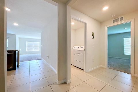 Villa ou maison à vendre à Zephyrhills, Floride: 4 chambres, 171.5 m2 № 2129749 - photo 16