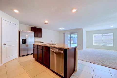 Villa ou maison à vendre à Zephyrhills, Floride: 4 chambres, 171.5 m2 № 2129749 - photo 22