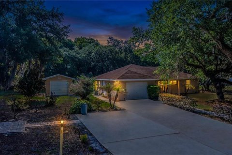House in Haines City, Florida 2 bedrooms, 116.87 sq.m. № 2112878