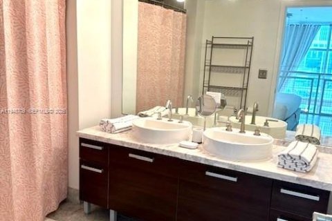 Снять в аренду кондоминиум в Майами, Флорида 1 спальня, 96.99м2, № 2004553 - фото 12