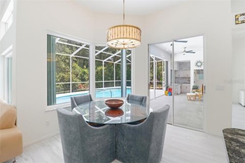 Villa ou maison à vendre à Homosassa, Floride: 4 chambres № 2404428 - photo 9