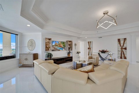 Купить кондоминиум в Помпано-Бич, Флорида 3 спальни, 207.82м2, № 2018870 - фото 12