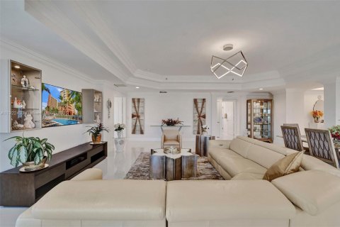 Купить кондоминиум в Помпано-Бич, Флорида 3 спальни, 207.82м2, № 2018870 - фото 13