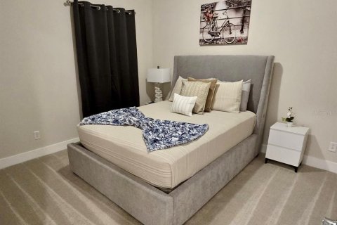 Casa en venta en Four Corners, Florida, 3 dormitorios, 158.31 m2 № 1775126 - foto 4