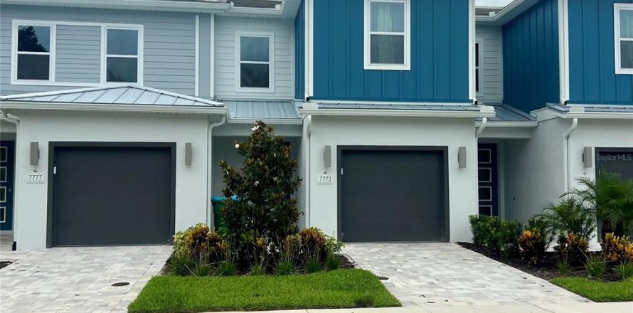 Casa en Four Corners, Florida 3 dormitorios, 158.31 m2 № 1775126
