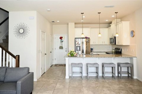 Touwnhouse à vendre à Kissimmee, Floride: 3 chambres, 148.92 m2 № 2225494 - photo 8