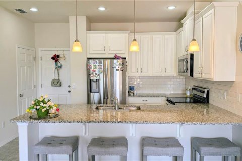 Touwnhouse à vendre à Kissimmee, Floride: 3 chambres, 148.92 m2 № 2225494 - photo 14