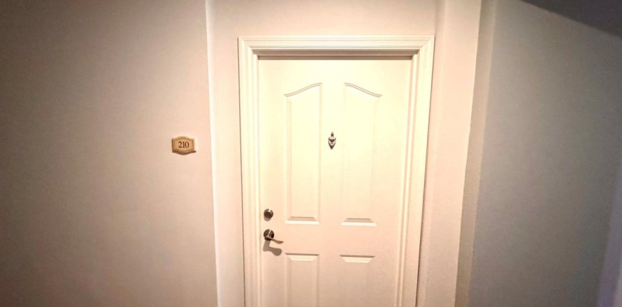 Condominio en Delray Beach, Florida, 1 dormitorio № 1183056